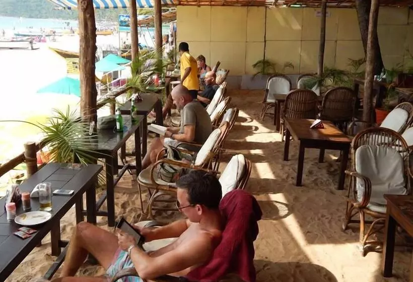 Cafe Del Mar