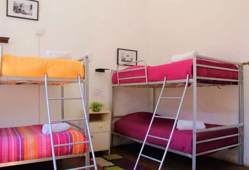 هتل Casa Volante Hostal
