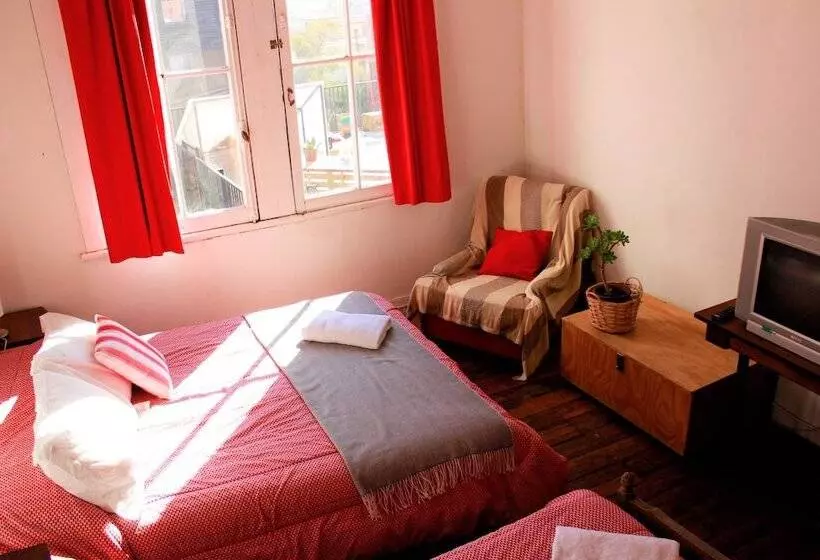هتل Casa Volante Hostal