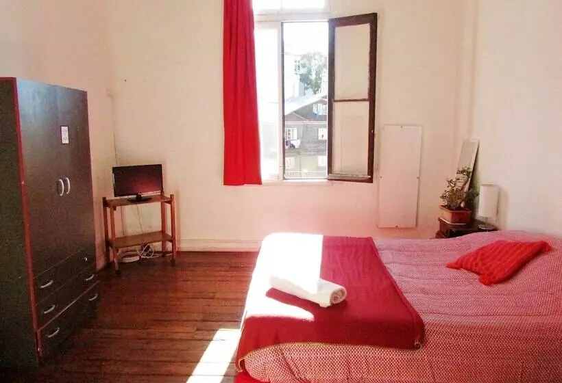 هتل Casa Volante Hostal