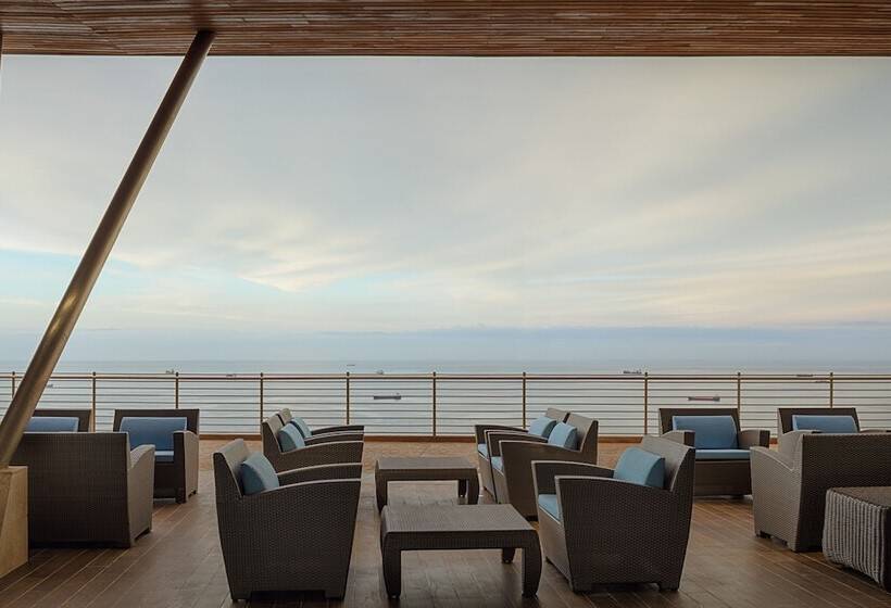 هتل Four Points By Sheraton Oran