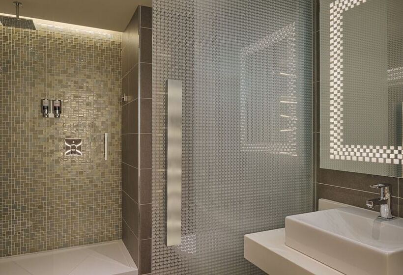 هتل Four Points By Sheraton Oran