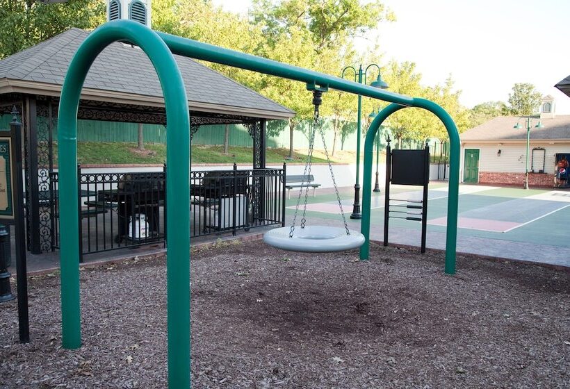 호텔 French Quarter Resort