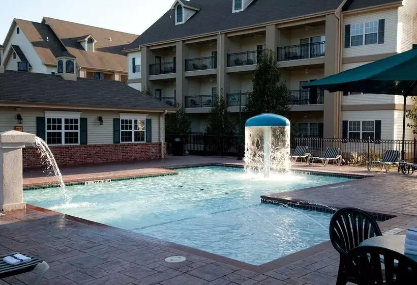 هتل French Quarter Resort