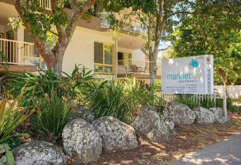 ホテル Mariner Bay Apartments
