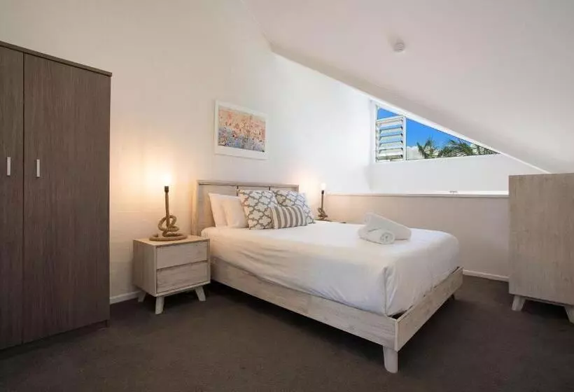 ホテル Mariner Bay Apartments