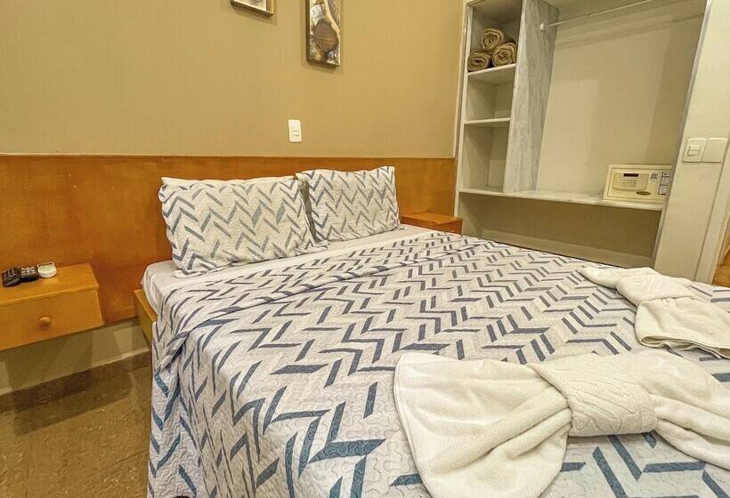 Отель Nacional Inn Guarujá