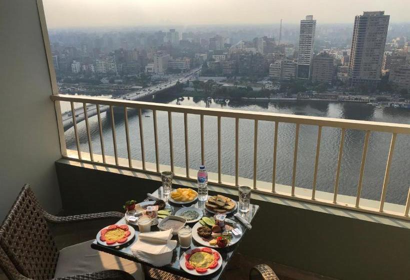 هتل Nile Season