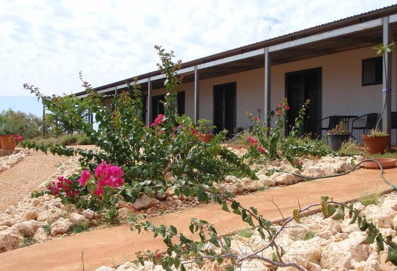 فندق Ningaloo Bed And Breakfast
