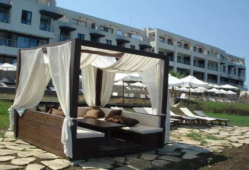 ホテル Ofir Apartment