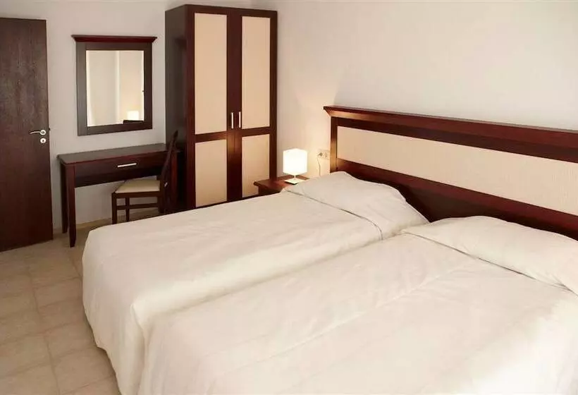 ホテル Ofir Apartment