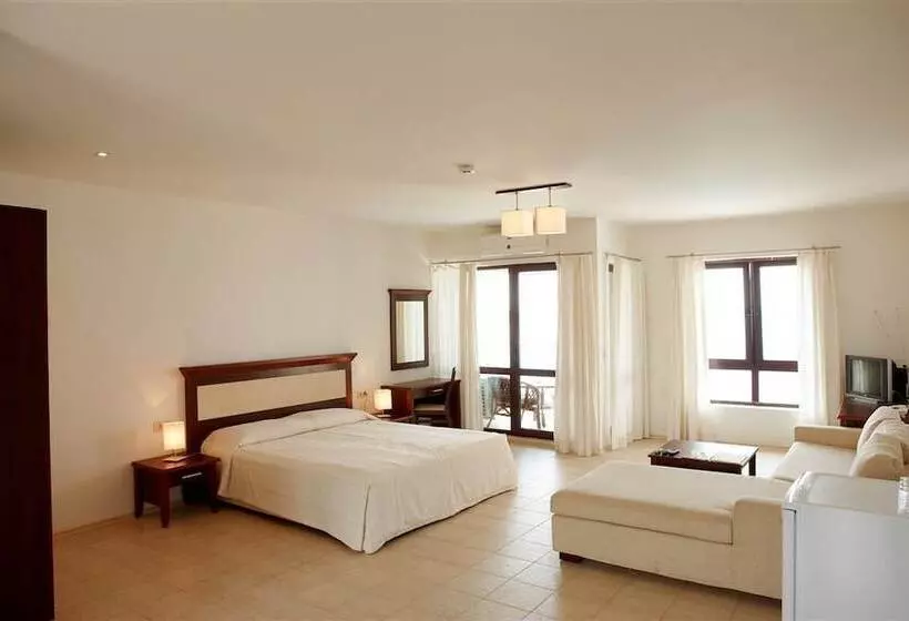 ホテル Ofir Apartment