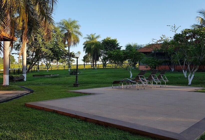 Hotel Pantanal Ranch Meia Lua