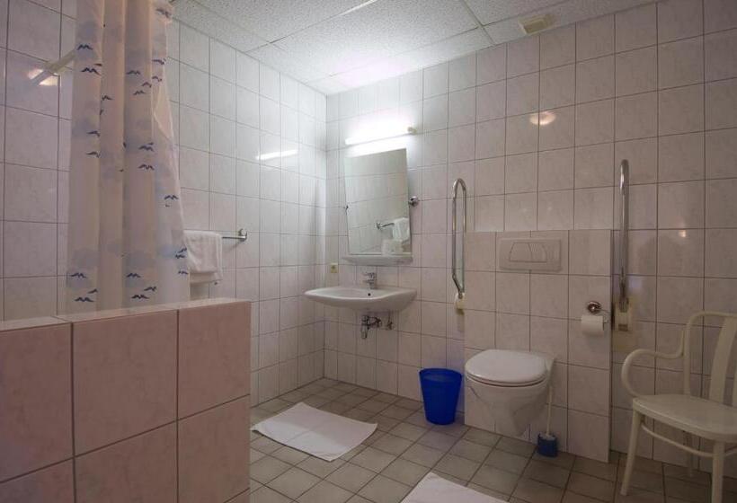 فندق Restaurant Tychon Ag