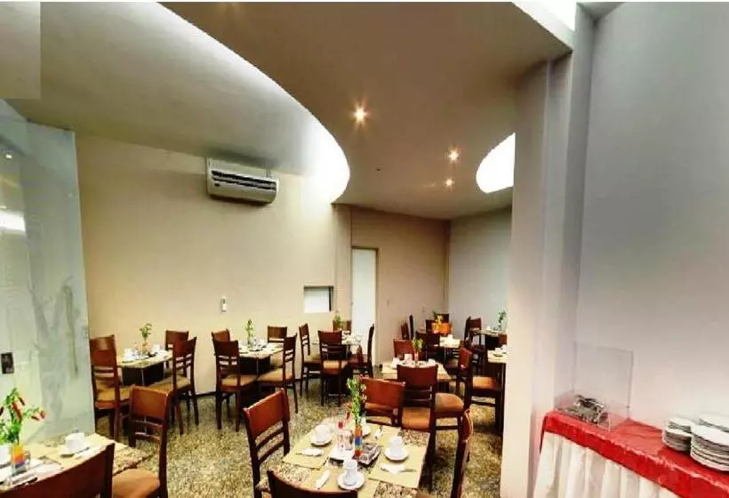 Hotelli San Phillip Flat