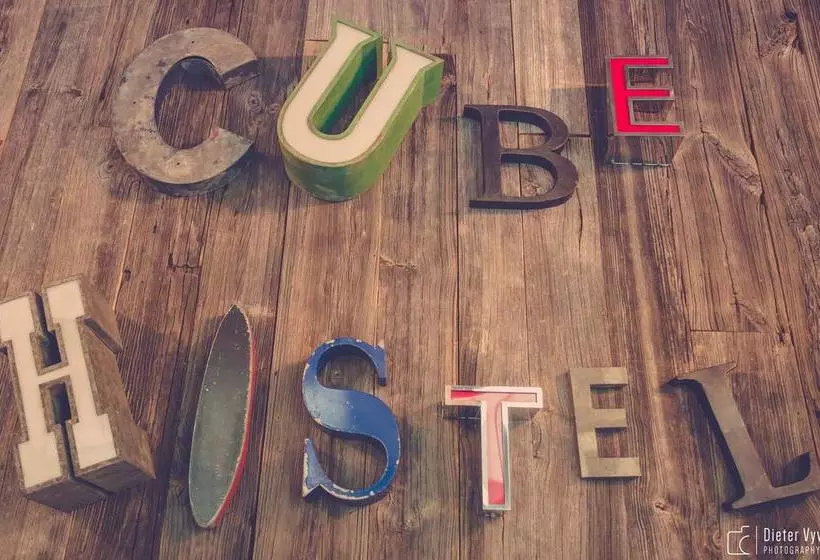 ホテル The Cube Hostel