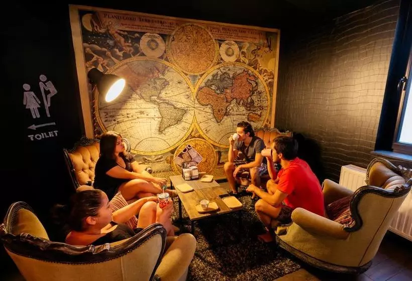 ホテル The Cube Hostel
