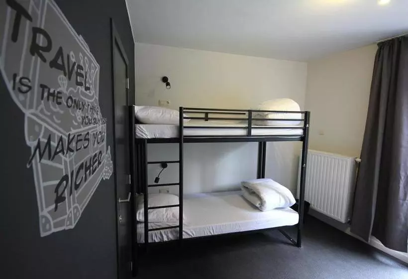 ホテル The Cube Hostel