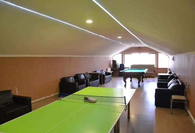 Nur Hotel & Resort