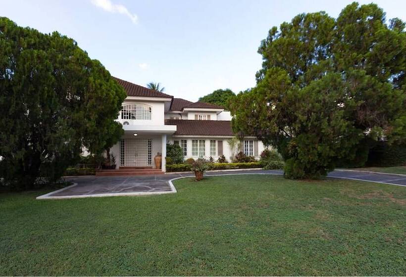 پانسیون Chester Avenue Bed & Breakfast