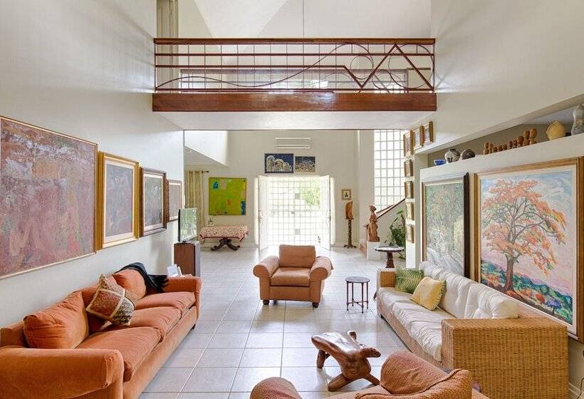 پانسیون Chester Avenue Bed & Breakfast