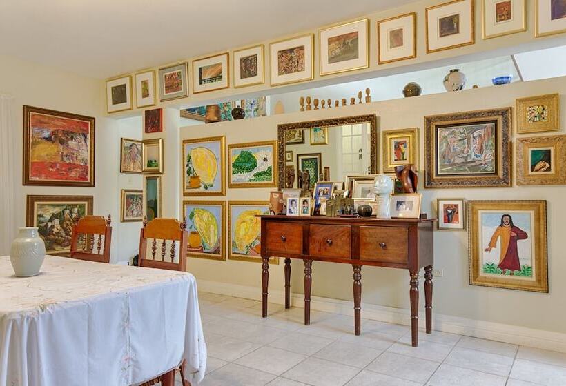 پانسیون Chester Avenue Bed & Breakfast