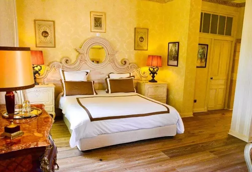 ペンション Chateau D Origny, Chambres D Hotes Et Restaurant Gastronomique
