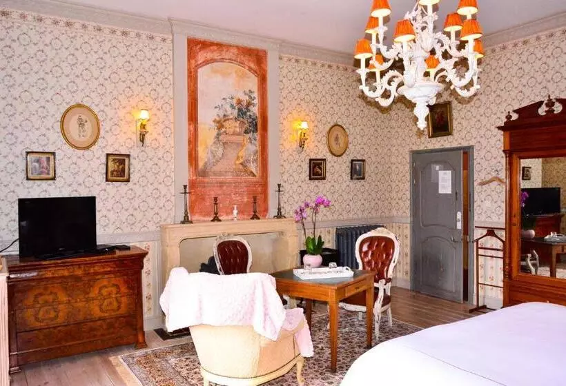 ペンション Chateau D Origny, Chambres D Hotes Et Restaurant Gastronomique
