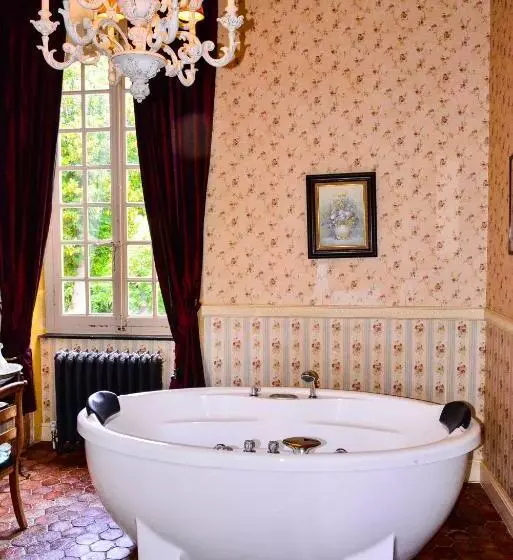 ペンション Chateau D Origny, Chambres D Hotes Et Restaurant Gastronomique