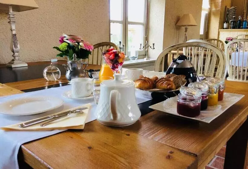 ペンション Chateau D Origny, Chambres D Hotes Et Restaurant Gastronomique