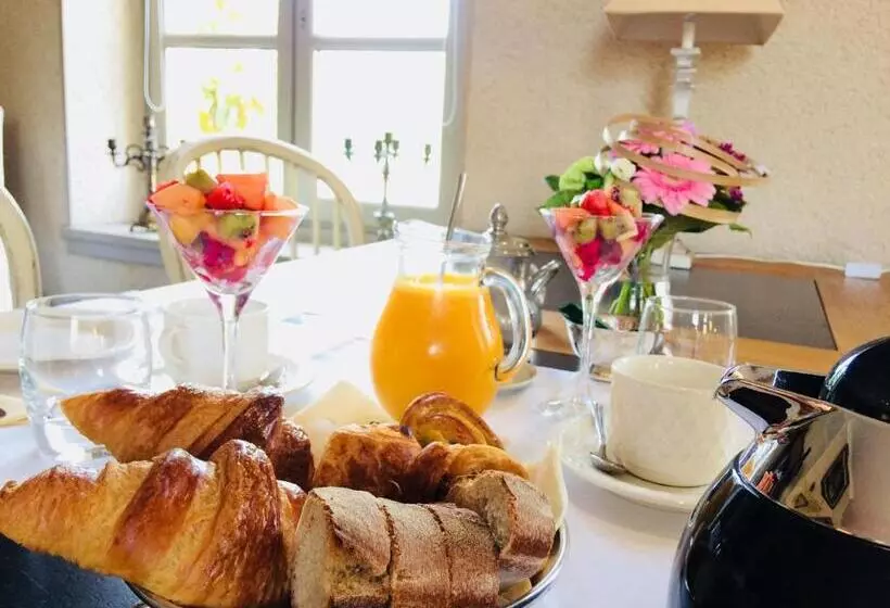 ペンション Chateau D Origny, Chambres D Hotes Et Restaurant Gastronomique