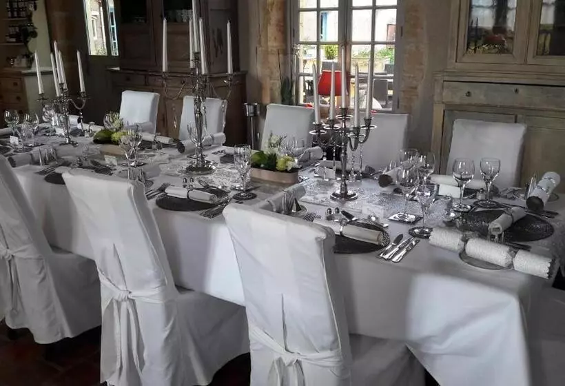 ペンション Chateau D Origny, Chambres D Hotes Et Restaurant Gastronomique