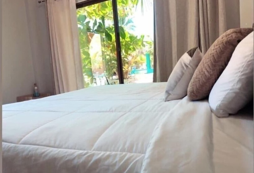 هتل Sambo Mambo Beach