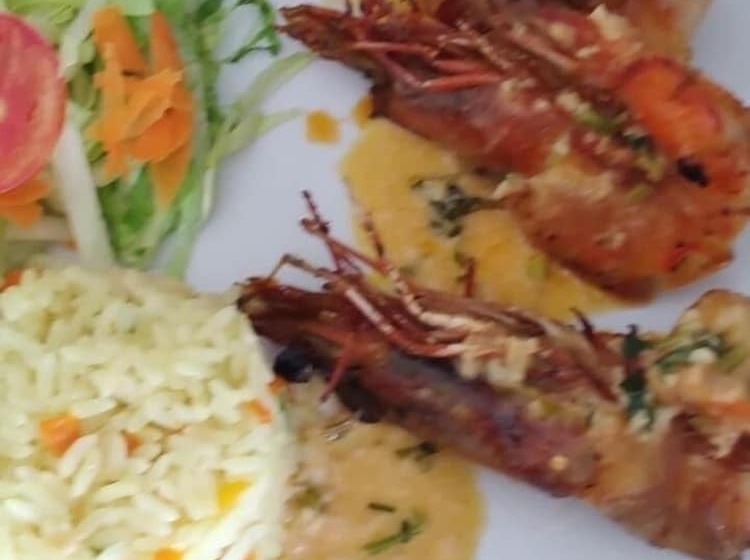 هتل Sambo Mambo Beach