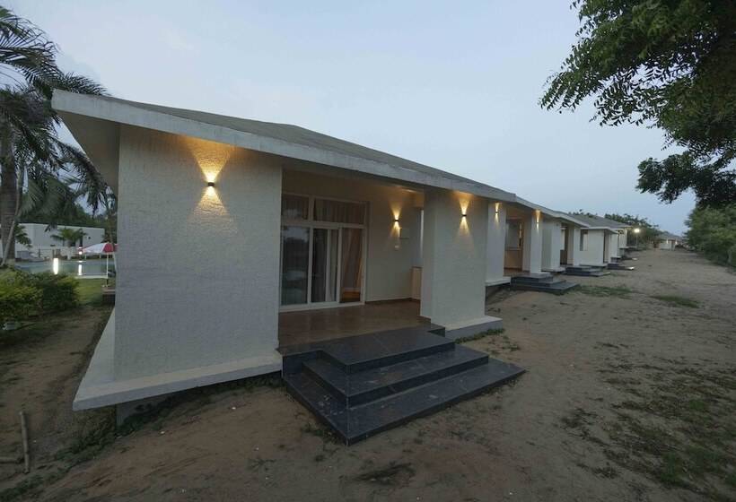 هتل Samudra Resorts And Spa