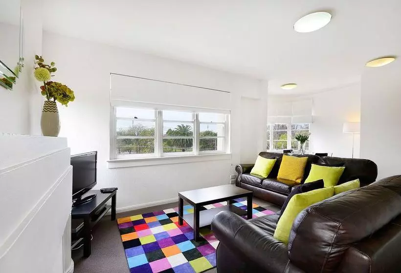 Albert Park Apartments