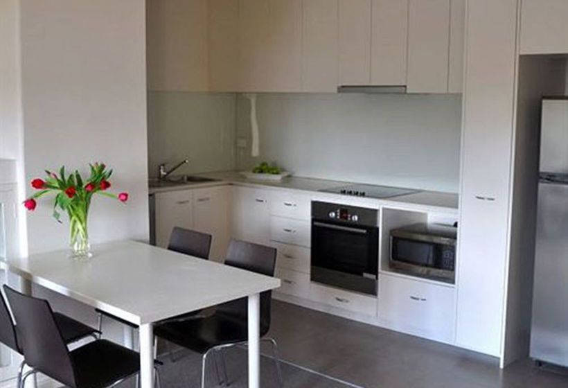 Albert Park Apartments