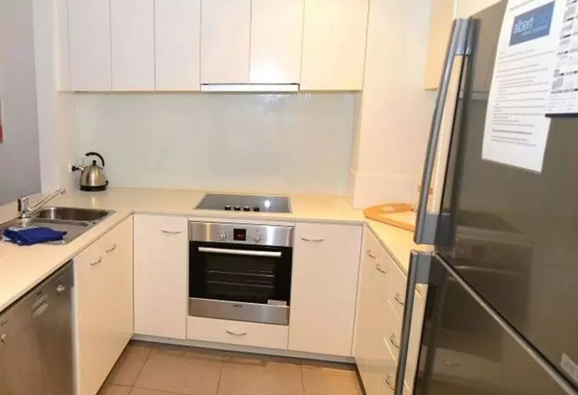 Albert Park Apartments