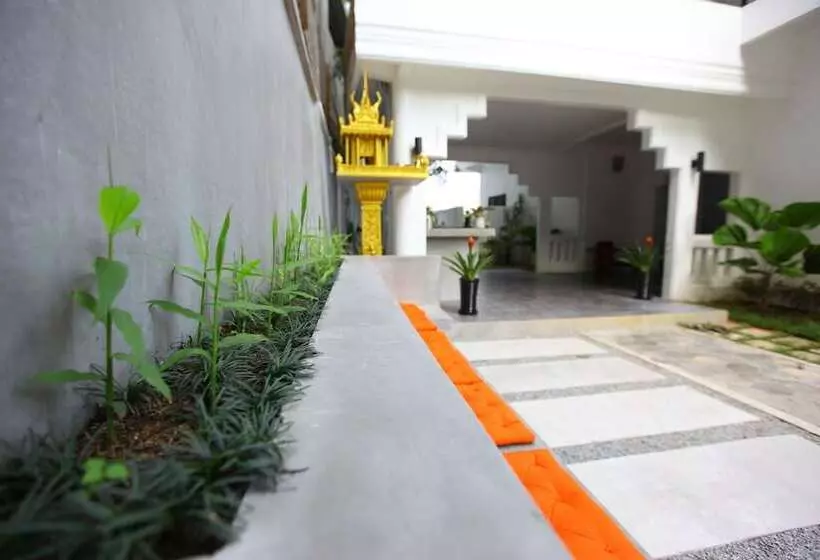 Ashia Hotel & Lounge