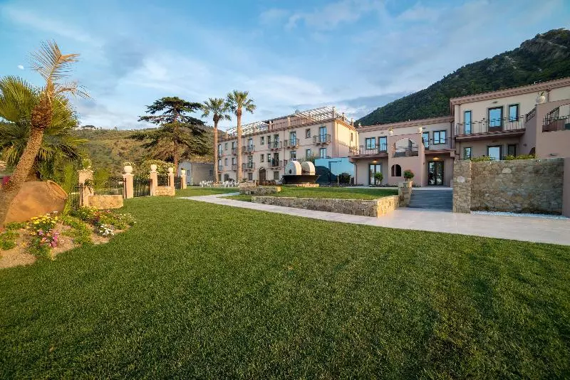 Best Western Plus Hotel Terre Di Eolo