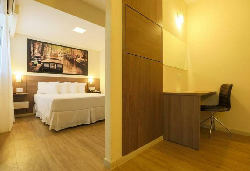 Отель Amsterdam Montes Claros