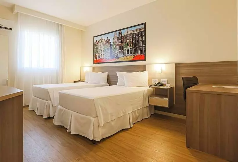 هتل Amsterdam Montes Claros