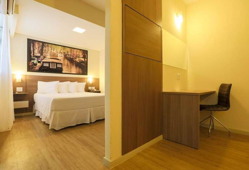 Отель Amsterdam Montes Claros