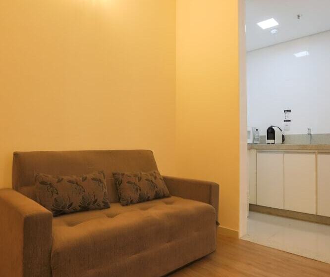 Отель Amsterdam Montes Claros