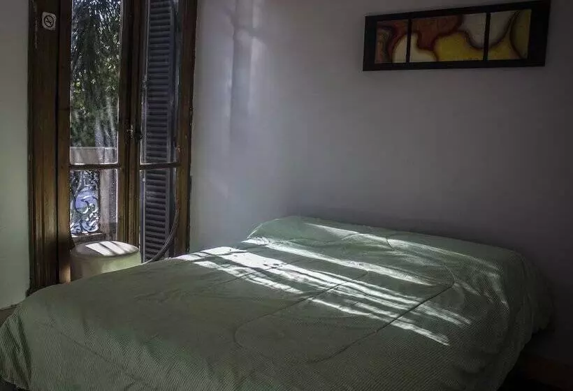 هتل Bonarda Bon Hostel