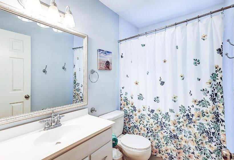 호텔 Evian At Shipyard By Hilton Head Accommodations