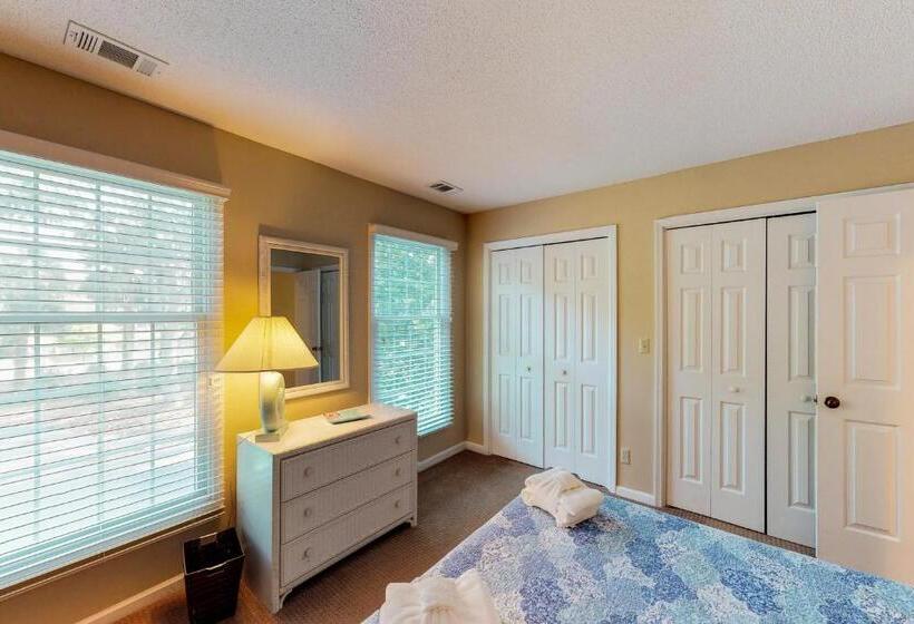 호텔 Evian At Shipyard By Hilton Head Accommodations