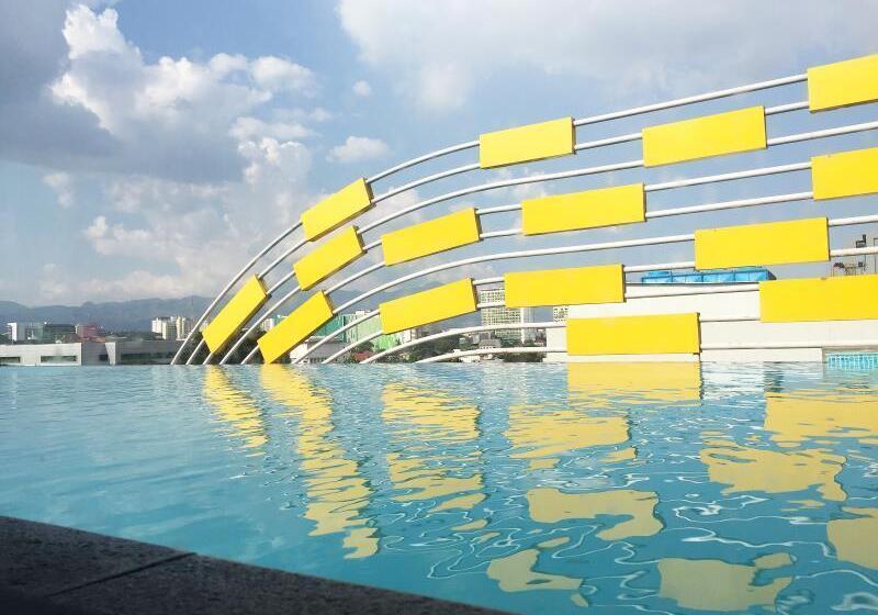 Отель Grand Sovia