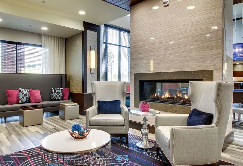 هتل Hampton Inn & Suites Greenville Airport, Sc