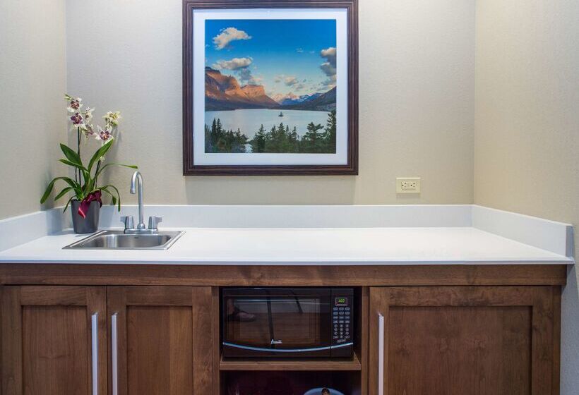 ホテル Hampton Inn & Suites Whitefish